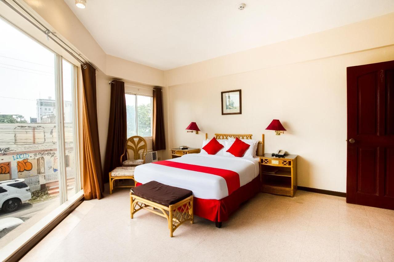 Hotel Oyo 414 Humberto's